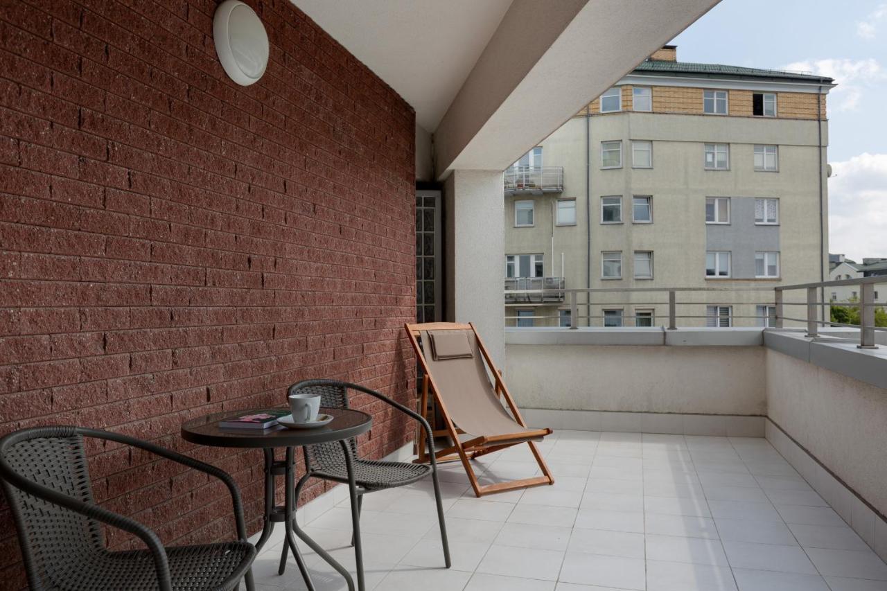 Spacious Suite With A Hammock And Terrace By Renters Prestige Varsovia Exterior foto